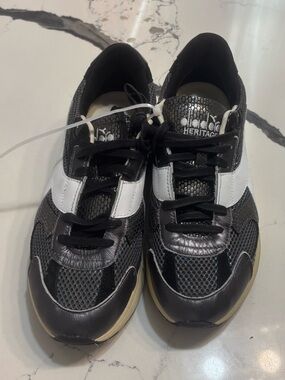 Diadora Heritage Black & White Retro Runner Sneakers